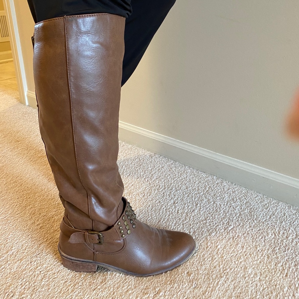 BareTraps Brown Fashion Boots 8.5 M